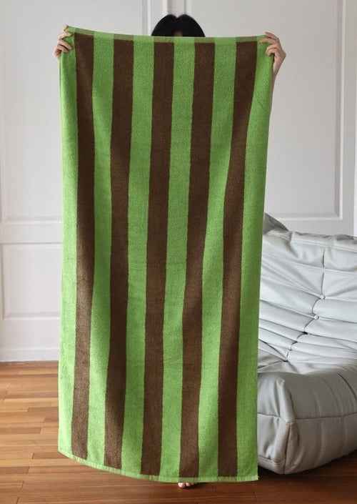 Ultra Soft Absorbent Retro Stripe Bath Towel - 100% Organic Premium